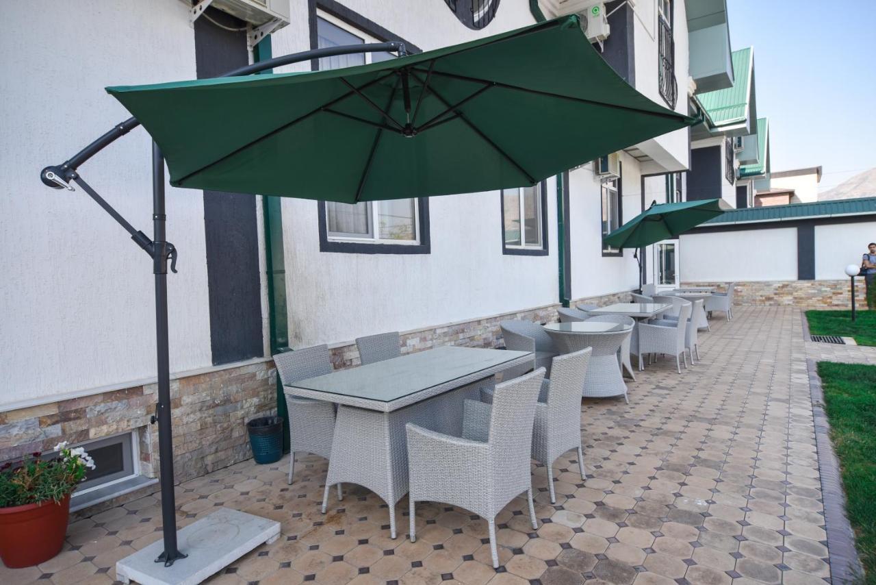 B&B Lake House Hotel Юсуфхона Экстерьер фото