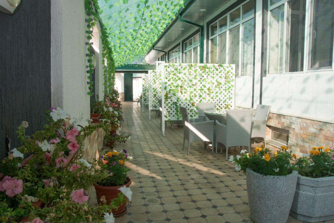 B&B Lake House Hotel Юсуфхона Экстерьер фото