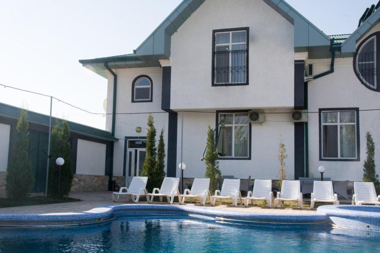 B&B Lake House Hotel Юсуфхона Экстерьер фото
